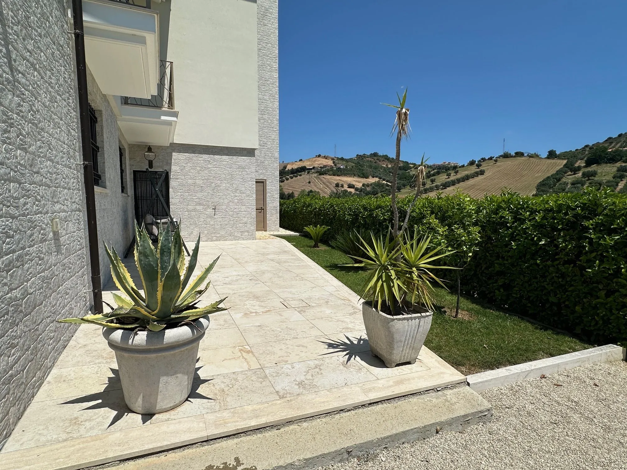Luxury 5 Bed Villa for Sale In Tortoreto Italy