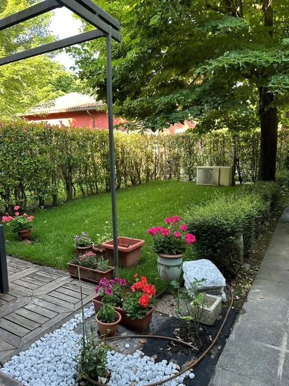 Luxury 4 Bed Semi Detached Villa for Sale In Crevalcore Bologna Italy