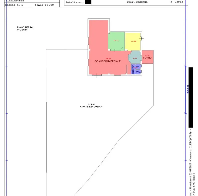 Commerical property with apartment for Sale In Cleto Calabria Italy