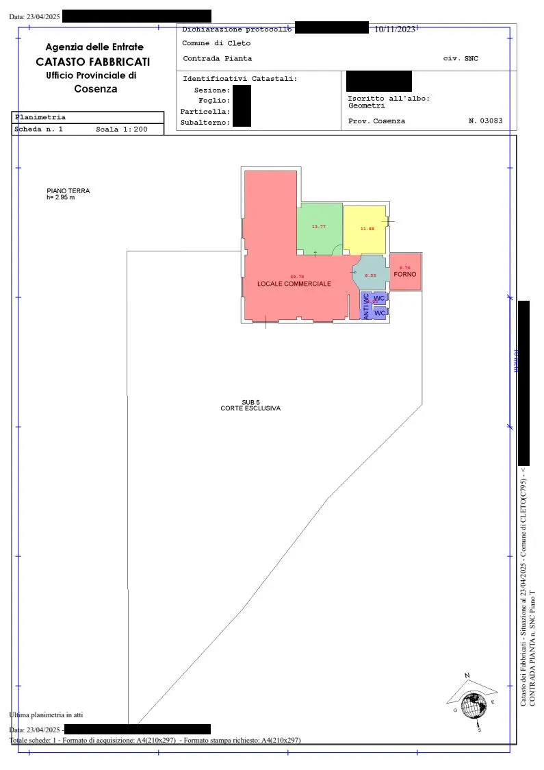 Commerical property with apartment for Sale In Cleto Calabria Italy