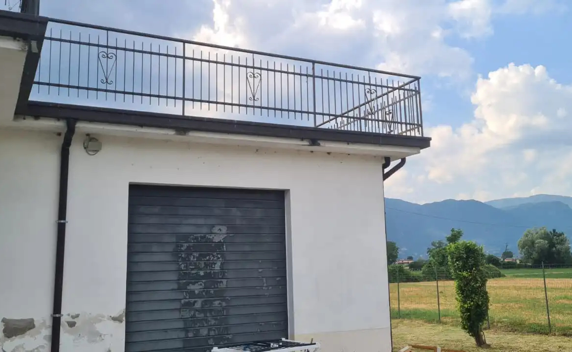 Excellent 5 Bed Villa for Sale In Alife Caserta Italy