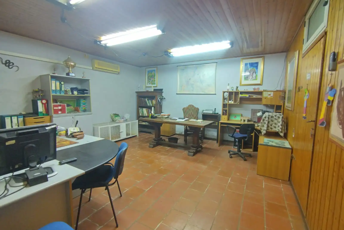 Luxury Estate & Canine Business for Sale In Terranuova Bracciolini Tuscany Italy