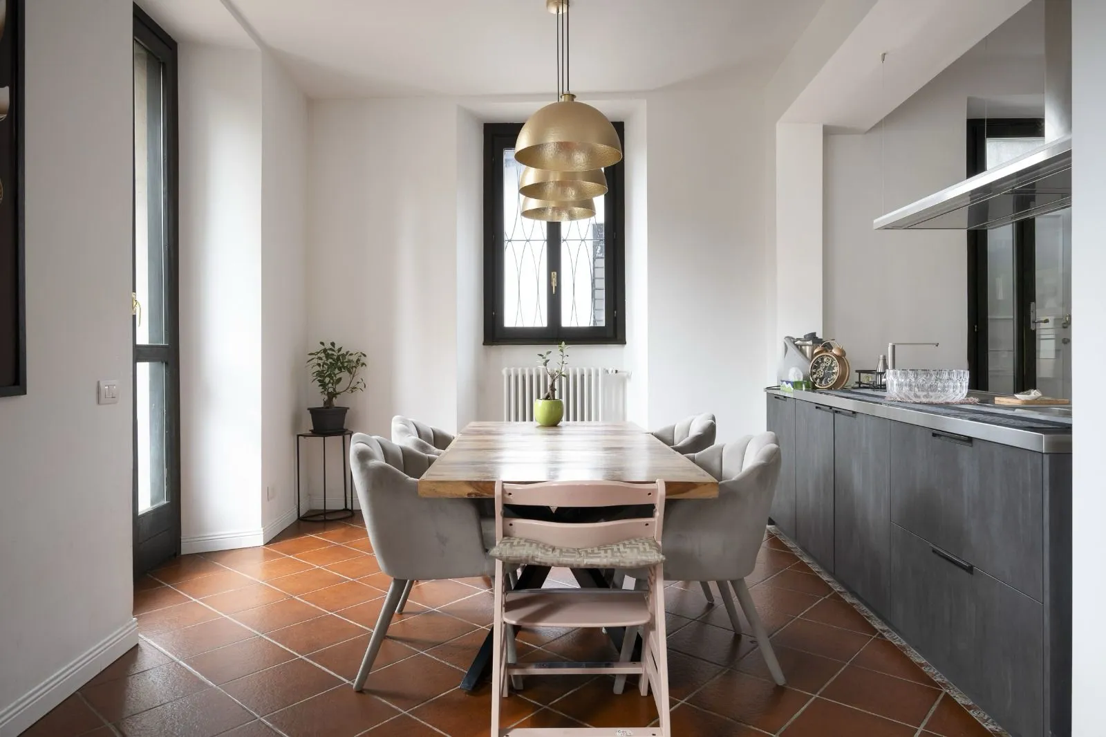 Excellent 4 Bed House for Sale In Fino Mornasco Lake Como Italy