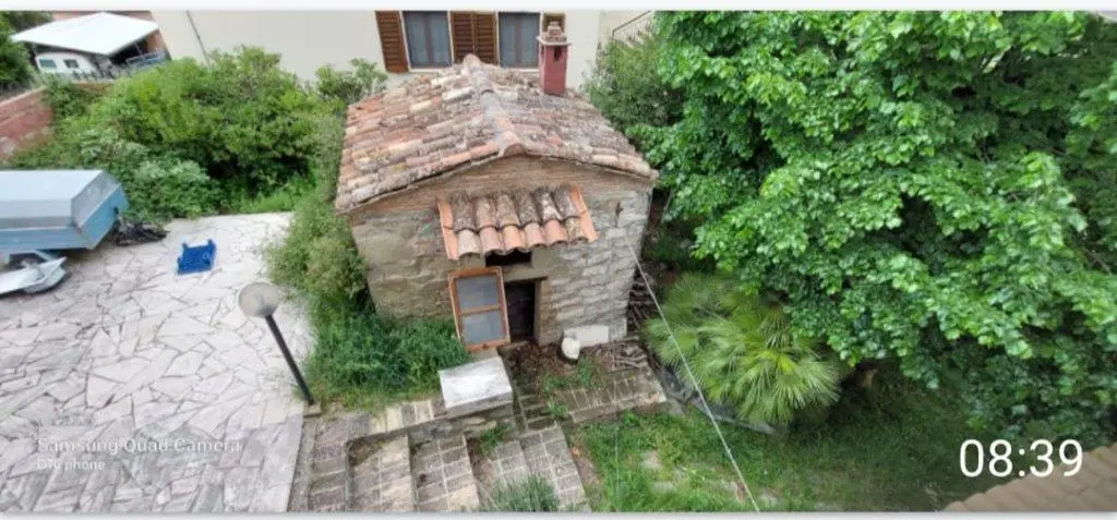 Excellent 5 Bed Country House For Sale In Roccafluvione Italy