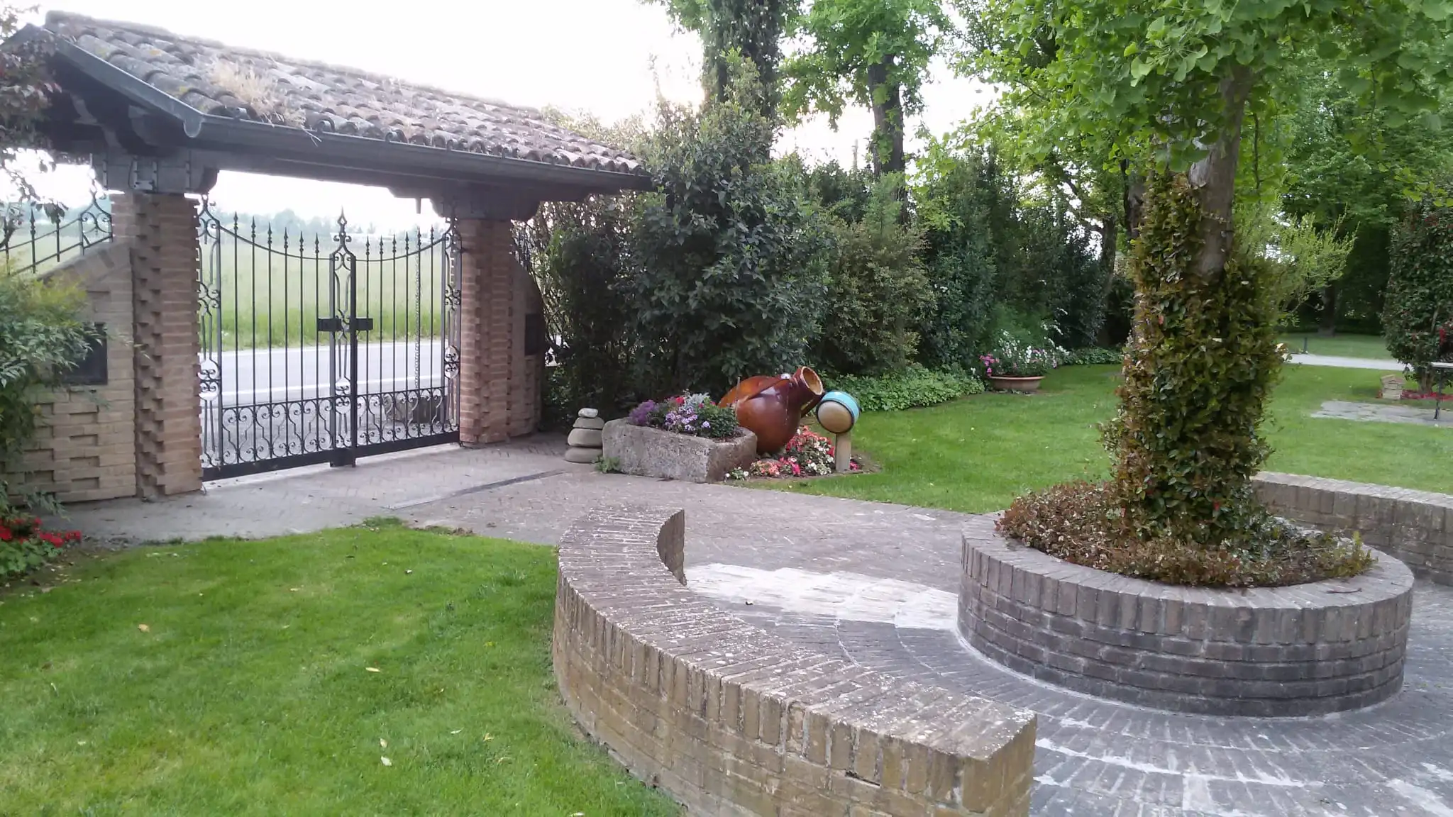 Luxury 8 Bed Estate for Sale In Forli Italy