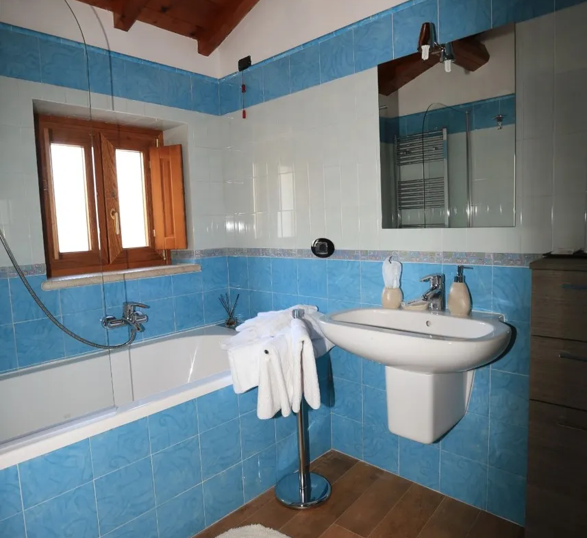 Luxury 8 Bed Villa For Sale in Serdiana Sardinia Italy