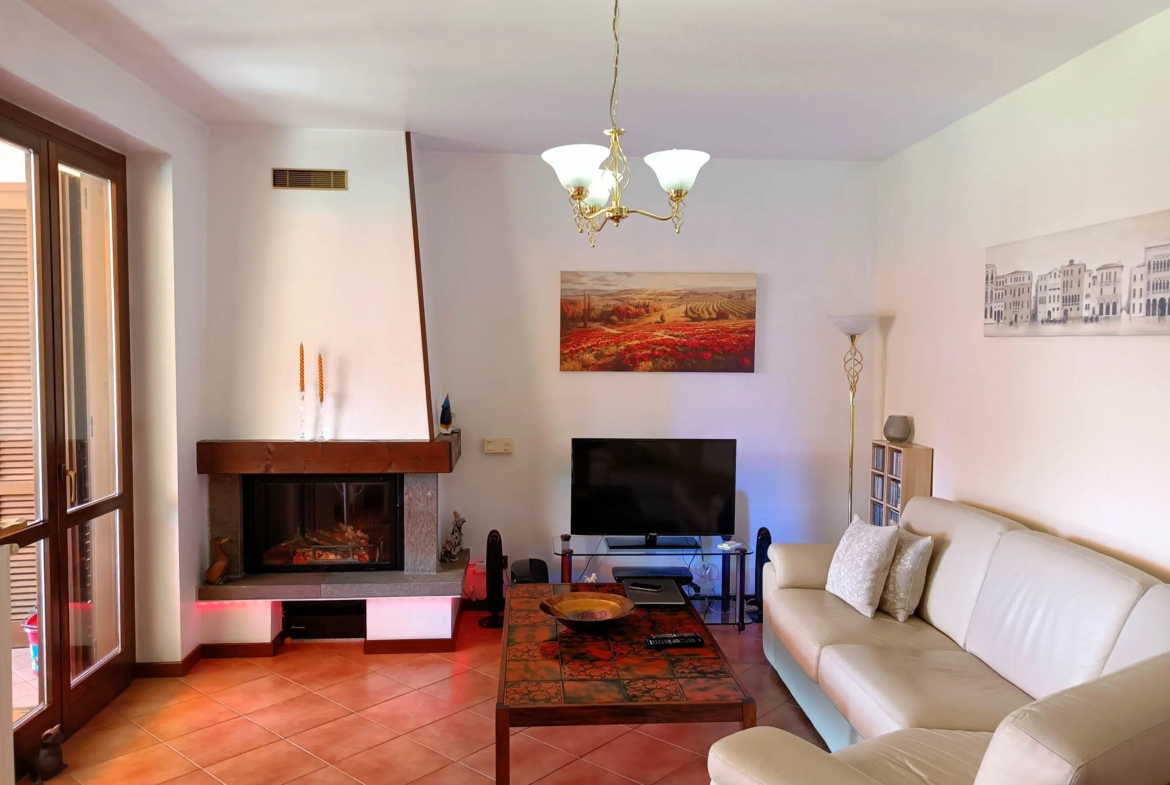 Luxury 2 bed Apartment for Sale in Menaggio Como Lombardy Italy