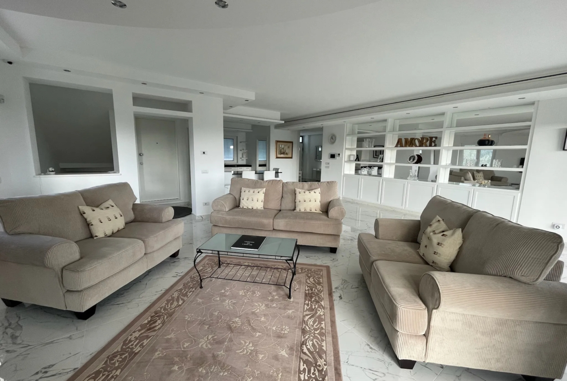 Luxury 6 Bed Villa For sale in MONTENERO DI BISACCIA Molise Abruzzo Italy