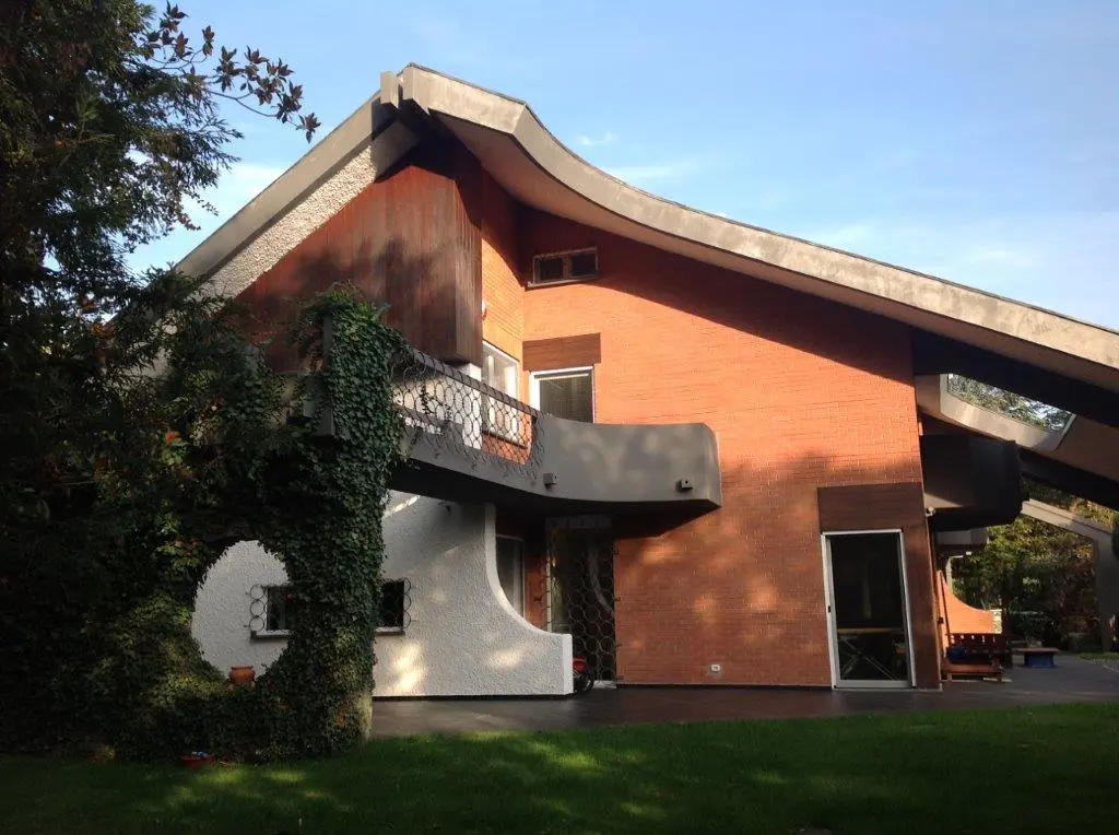Luxury 5 Bed Villa For Sale in Almese Turin Italy