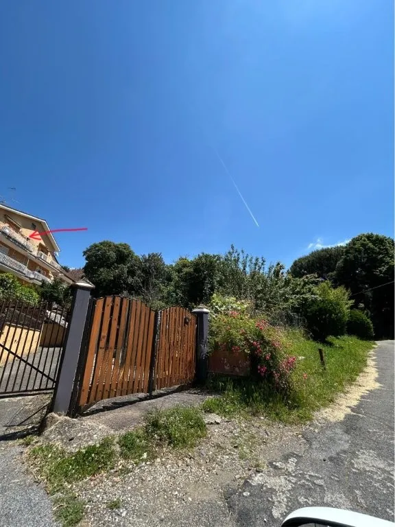 Excellent 2 Bed Penthouse Apartment for Sale In Ariccia Rome Italy